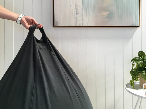 Noomi's Pod bean bag is really easy to move around with the carry handle.